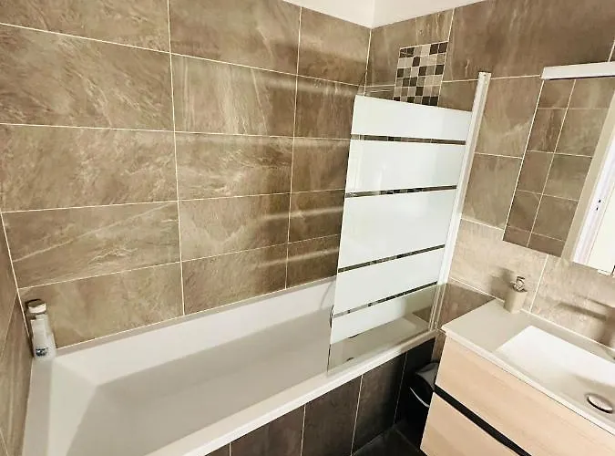 Lumineux Et Spacieux 2 Avec Parking Gratuit Dans La Rue Perpiñán