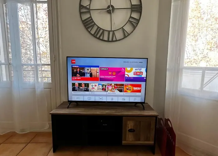 Lumineux Et Spacieux 2 Avec Parking Gratuit Dans La Rue *